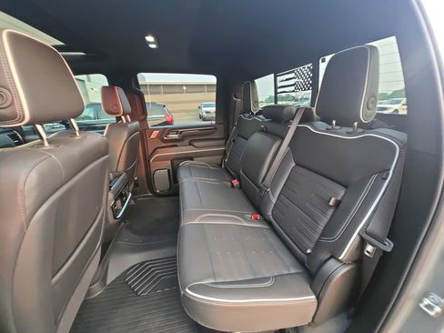 Certified 2025 GMC Sierra 2500 AT4X w/ AT4X AEV Edition AWD/4WD image 22