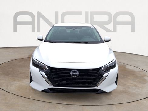 Used 2024 Nissan Sentra SV image 8