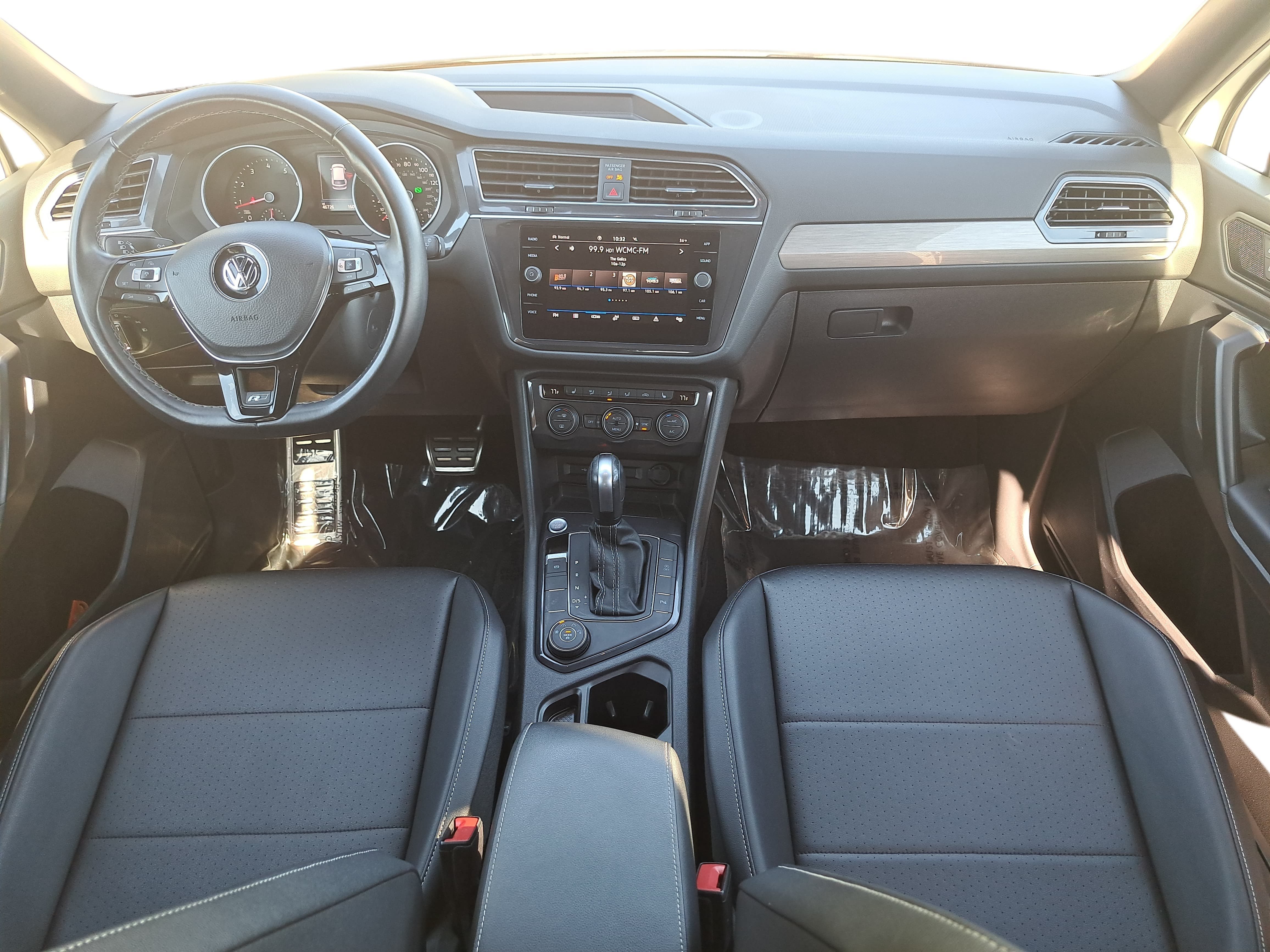 Certified 2021 Volkswagen Tiguan SE R-Line AWD/4WD image 9