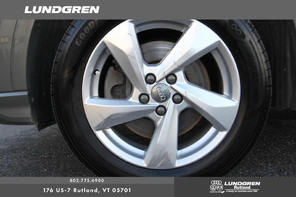 Used 2020 Audi Q3 2.0T Premium w/ Convenience Package AWD/4WD image 33