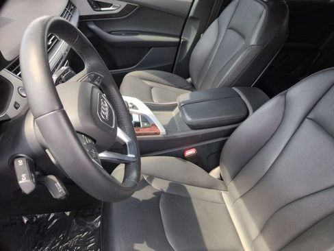 Used 2019 Audi Q7 2.0T Premium Plus w/ Premium Plus Package AWD/4WD image 14