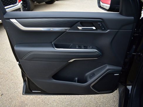 Used 2024 GMC Acadia Elevation image 14