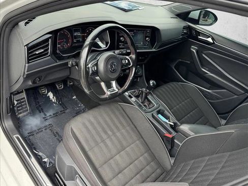 Used 2019 Volkswagen Jetta GLI FWD image 11