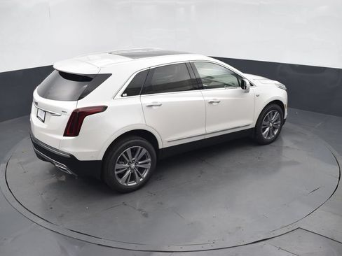 New 2026 Cadillac XT5 Premium Luxury w/ Driver Assist Package AWD/4WD image 43