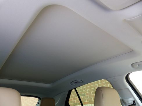 Used 2025 Buick Envision Preferred image 15