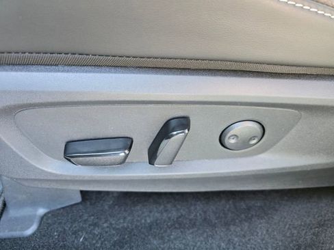 New 2026 Nissan Pathfinder SL image 24