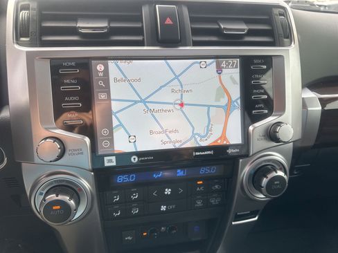 Used 2021 Toyota 4Runner Limited image 31