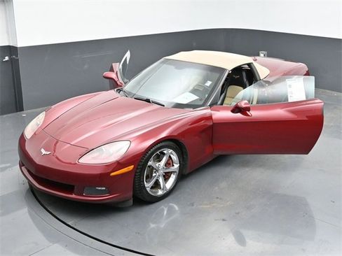 Used 2005 Chevrolet Corvette Convertible w/ Preferred Equipment Group image 35