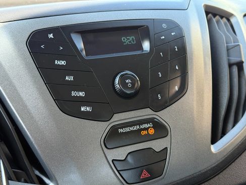 Used 2018 Ford Transit 250 138 image 7