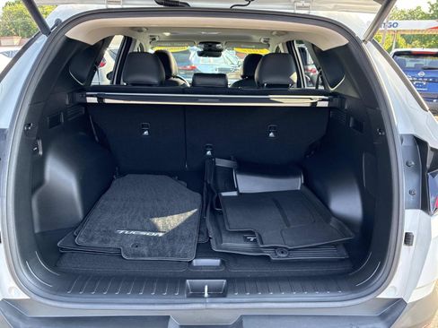 Used 2022 Hyundai Tucson SEL w/ Convenience + Premium Package AWD/4WD image 14
