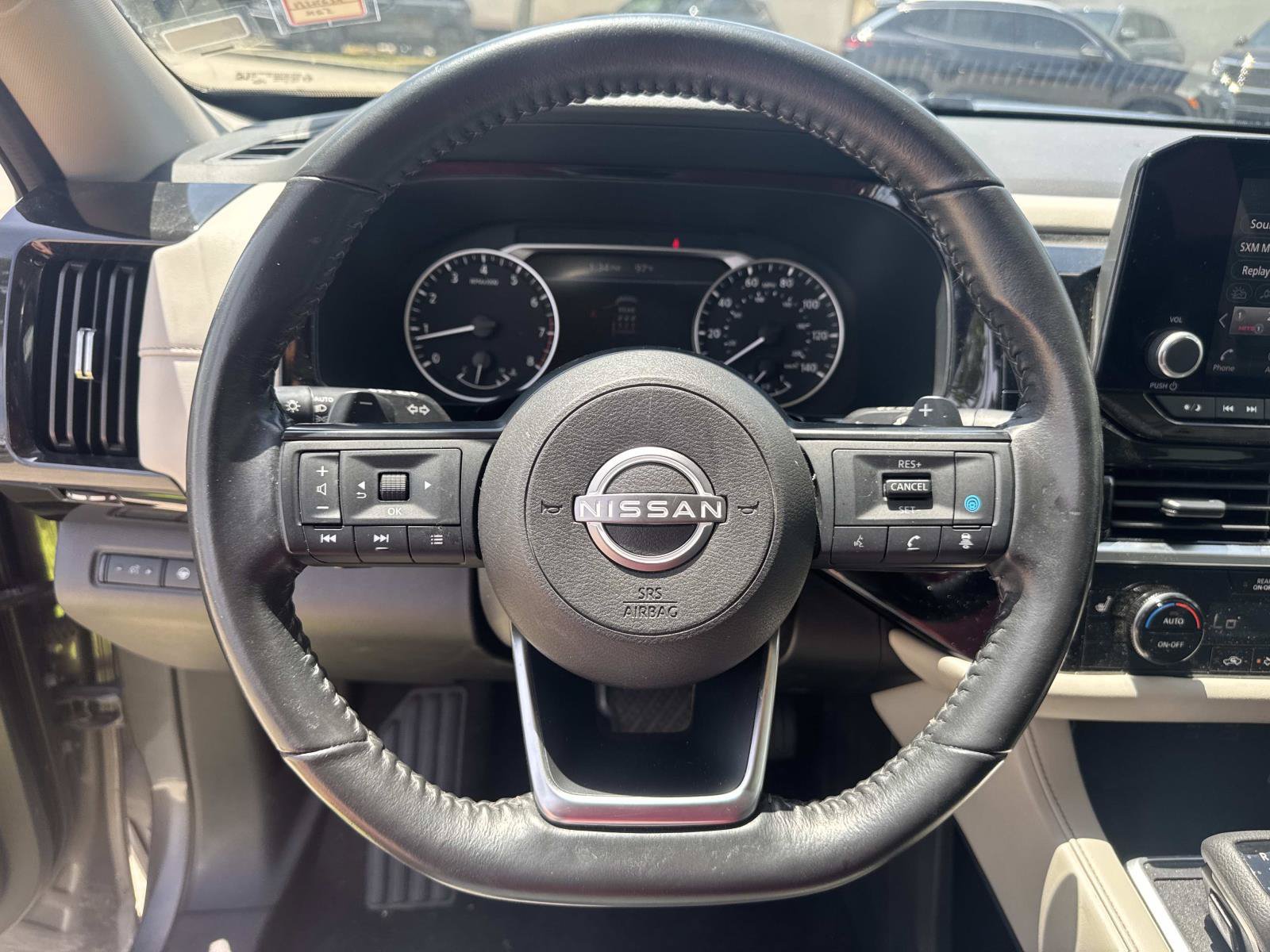 Used 2024 Nissan Pathfinder SV FWD image 22