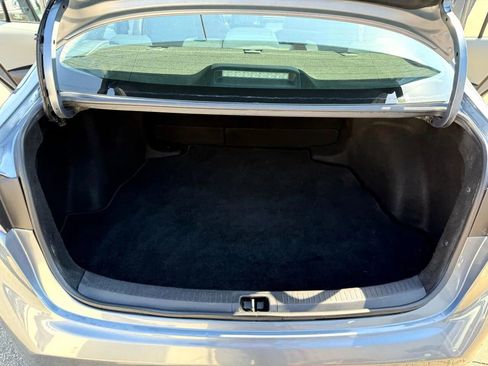 Used 2021 Toyota Corolla L image 26