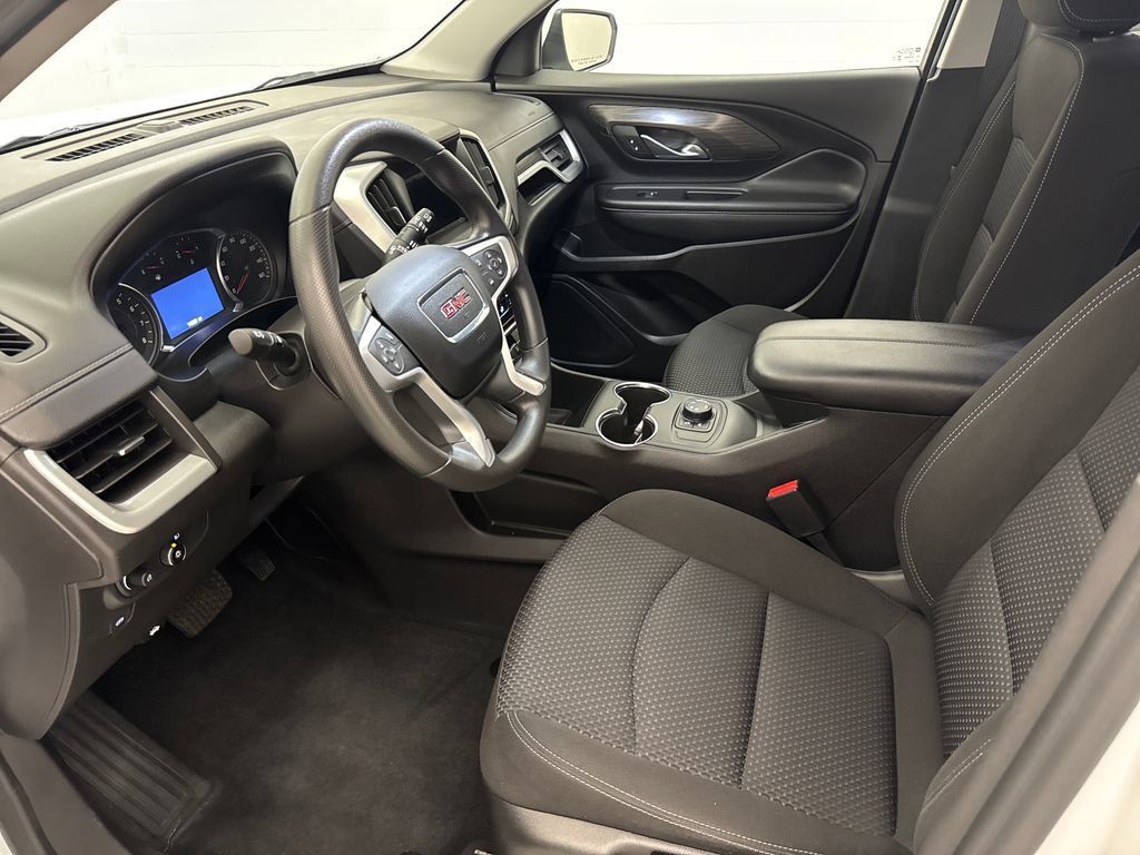 Certified 2024 GMC Terrain SLE AWD/4WD image 11