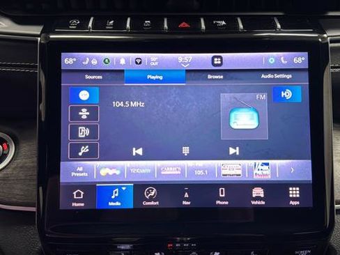 Used 2024 Jeep Grand Cherokee L Limited w/ Luxury Tech Group II AWD/4WD image 32