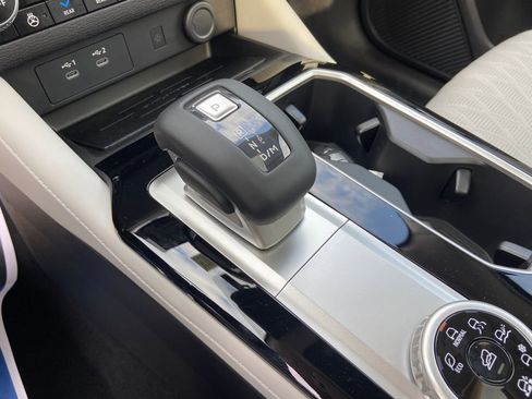 New 2026 Mitsubishi Outlander SEL AWD/4WD image 36