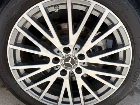 Used 2025 Mercedes-Benz CLA 250 image 10