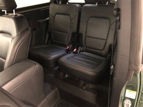 Used 2022 Ford Bronco Badlands image 26