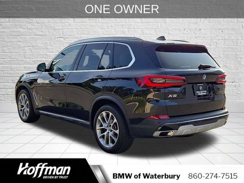 Used 2022 BMW X5 xDrive40i w/ Premium Package AWD/4WD image 5