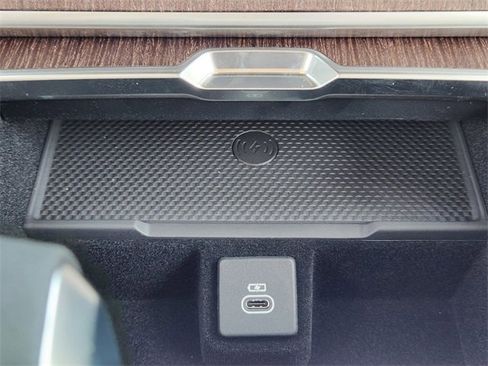 New 2025 Land Rover Range Rover SE image 14