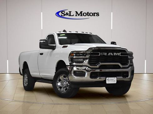 New 2026 RAM 2500 Tradesman AWD/4WD image 1