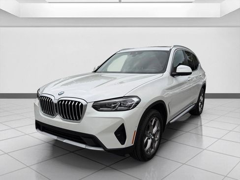 Used 2024 BMW X3 xDrive30i w/ Premium Package w/ZPA AWD/4WD image 4
