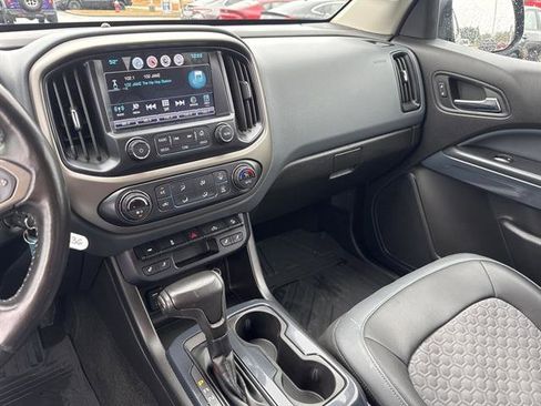 Used 2016 Chevrolet Colorado Z71 image 10