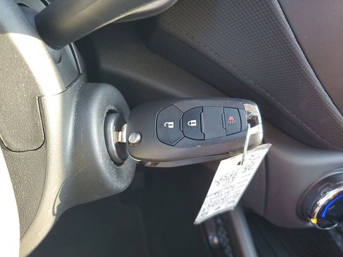 Used 2023 Chevrolet TrailBlazer LS FWD image 22