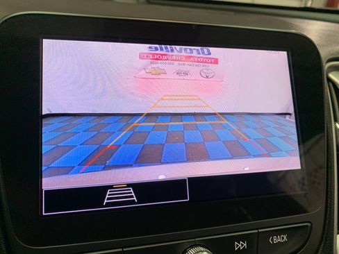 Used 2023 Chevrolet Malibu LT image 18