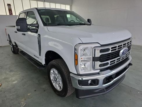 Used 2026 Ford F350 XLT image 1