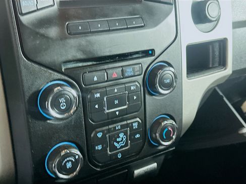 Used 2013 Ford F150 XLT w/ XLT Chrome Pkg image 22