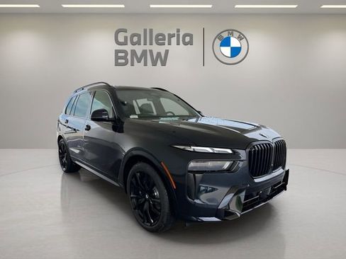 Used 2026 BMW X7 xDrive40i w/ M Sport Package image 8