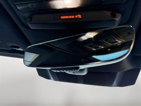 Used 2023 Land Rover Defender 110 S image 33