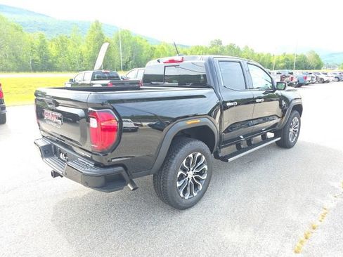 New 2026 GMC Canyon Denali w/ LPO, Black Badging Package AWD/4WD image 23