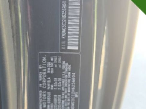 Used 2017 Kia Sedona EX FWD image 14