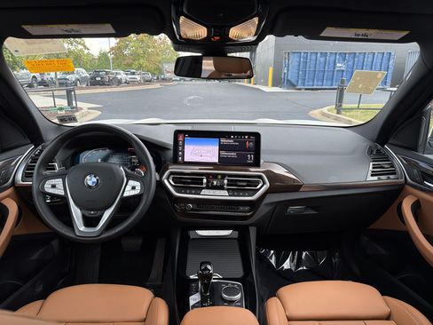Used 2024 BMW X3 xDrive30i w/ Premium Package AWD/4WD image 9