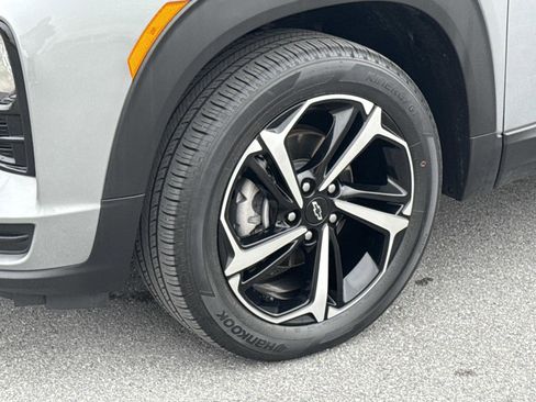 Used 2023 Chevrolet TrailBlazer RS w/ Sun and Liftgate Package image 29