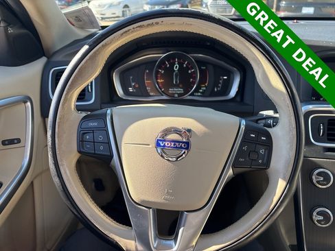 Used 2015 Volvo S60 T5 Premier image 24