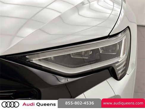 Certified 2024 Audi Q8 e-tron Premium Plus w/ Premium Plus Package image 7