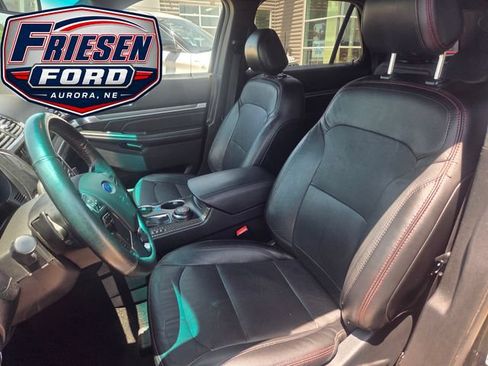 Used 2017 Ford Explorer Sport AWD/4WD image 12
