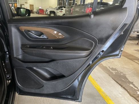 Used 2021 GMC Terrain SLE w/ LPO, Floor Liner Package image 16