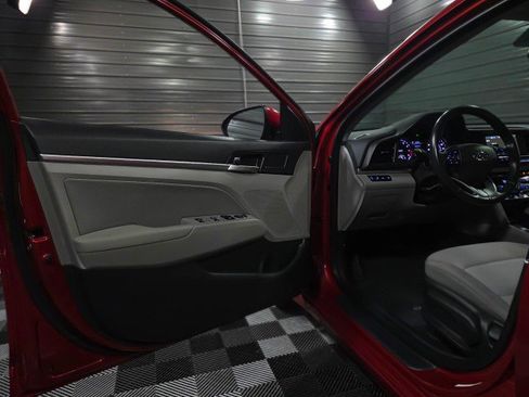 Used 2019 Hyundai Elantra Value Edition image 29