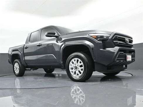 Certified 2026 Toyota Tacoma SR RWD image 29
