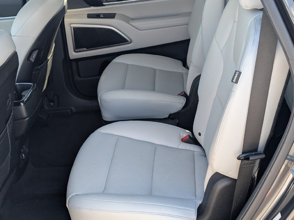 Certified 2023 Kia Telluride S w/ S Sunroof Package FWD image 17