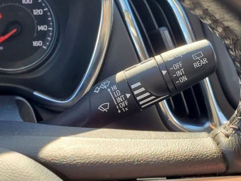 Used 2022 Chevrolet Equinox LT image 15