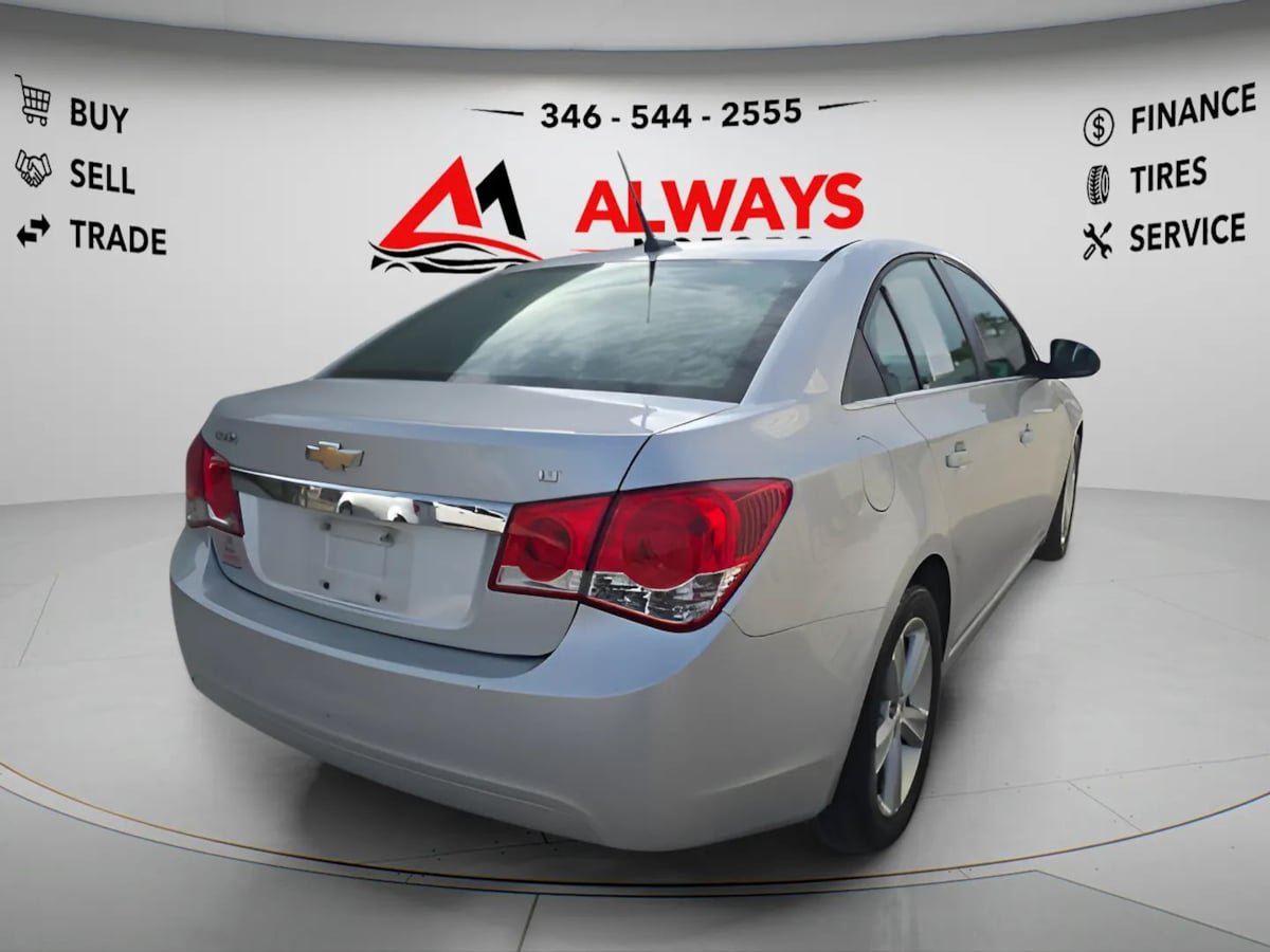 Used 2012 Chevrolet Cruze LT FWD image 11