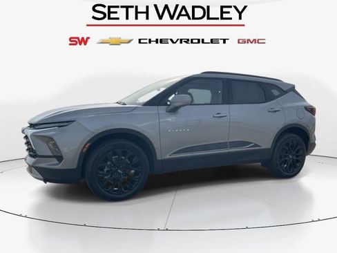 New 2026 Chevrolet Blazer LT w/ Convenience Package AWD/4WD image 6