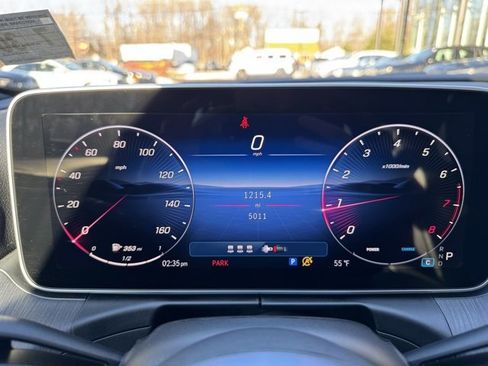 Used 2025 Mercedes-Benz C 300 4MATIC Sedan image 24