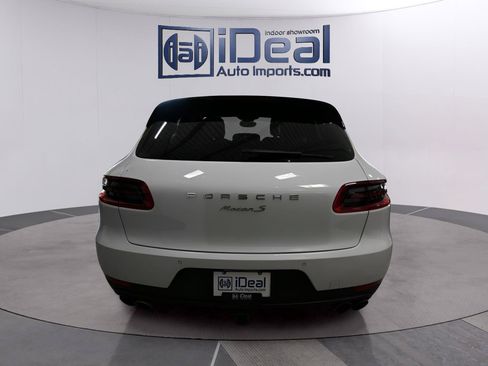 Used 2017 Porsche Macan S w/ Premium Package Plus AWD/4WD image 4