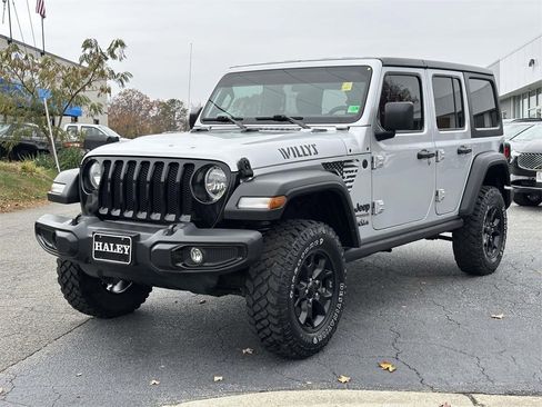 Used 2022 Jeep Wrangler Unlimited Willys image 23