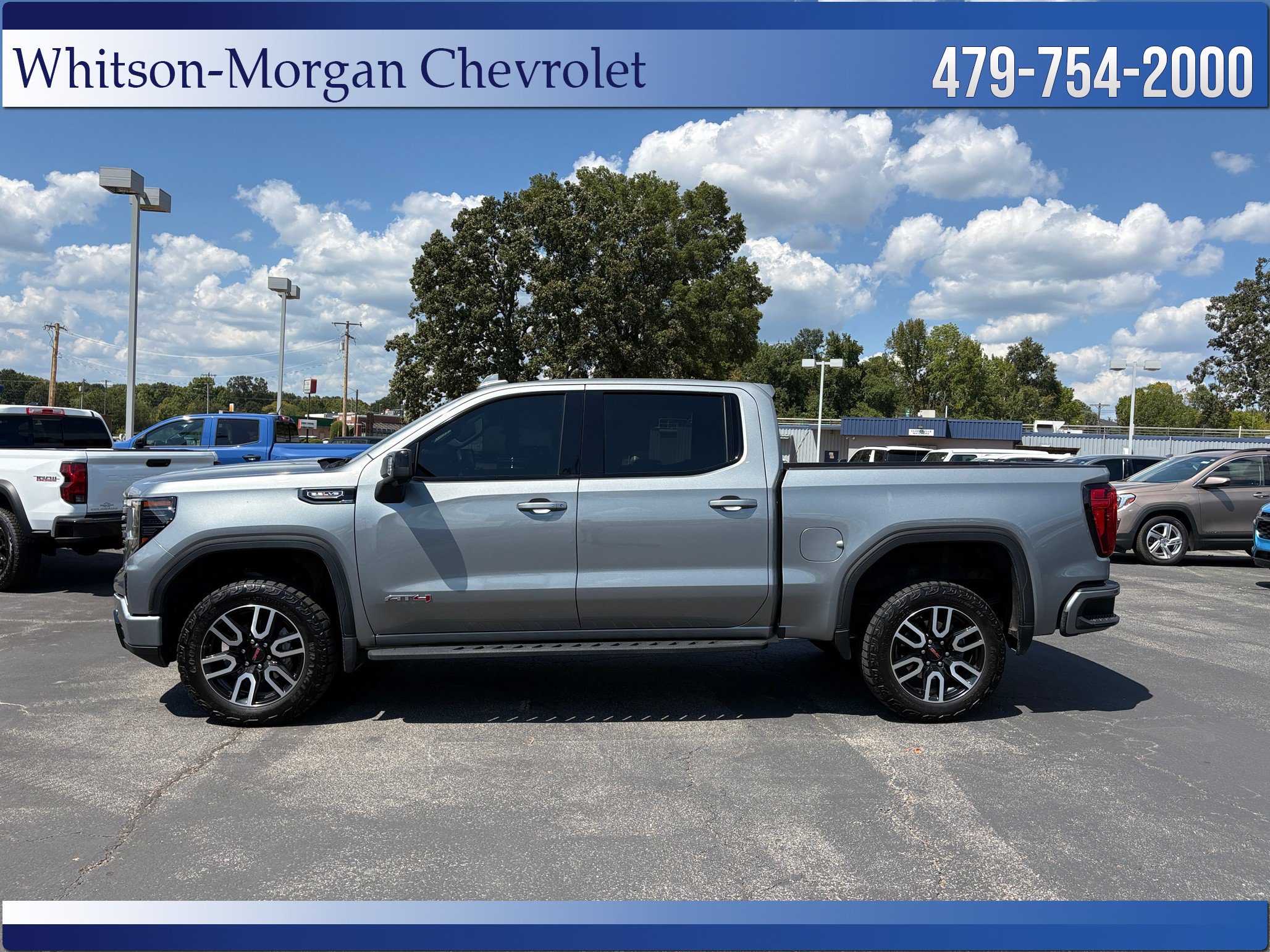 Used 2024 GMC Sierra 1500 AT4 w/ Technology Package AWD/4WD image 8